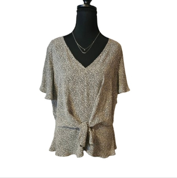 Sienna Sky Tops - Sienna Sky Women's Large Short Sleeve Blouse